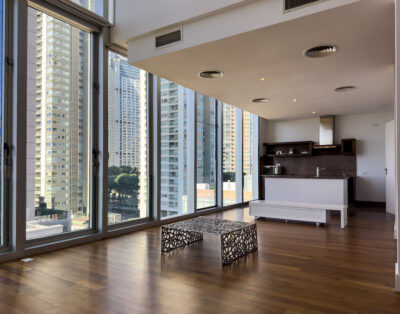Duplex luminoso con terraza privada en altura